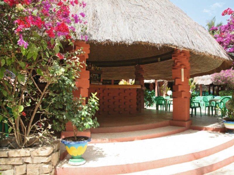 Bougainvillees M'Bour Esterno foto